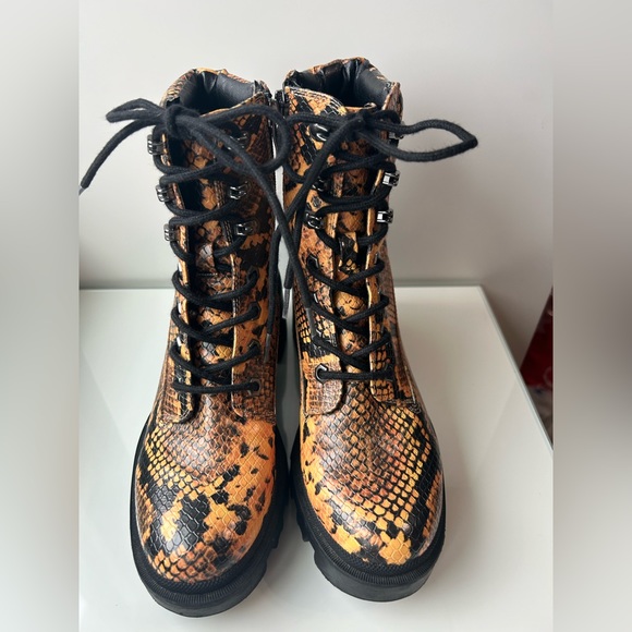 Steve Madden Orange Yellow Snakeskin Combat Boots - Picture 6 of 10